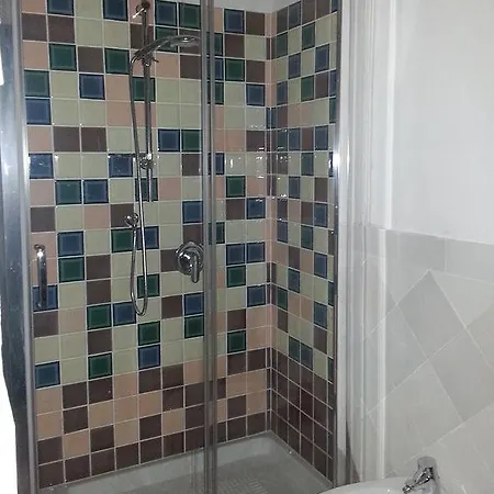 Sa Domu E Crakeras 오리스타노