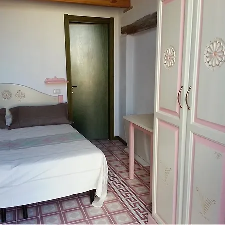 Maison d'hôtes Sa Domu E Crakeras