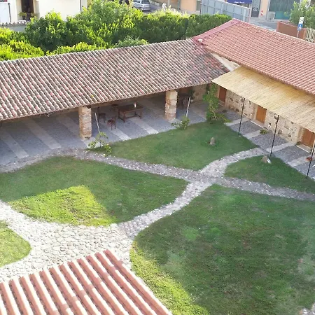 Maison d'hôtes Sa Domu E Crakeras